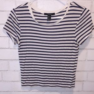 Cropped tee